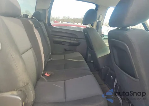 2011 GMC Sierra K2500 Sle z USA, uszkodzony, nr VIN 1GT120CG9BF102503